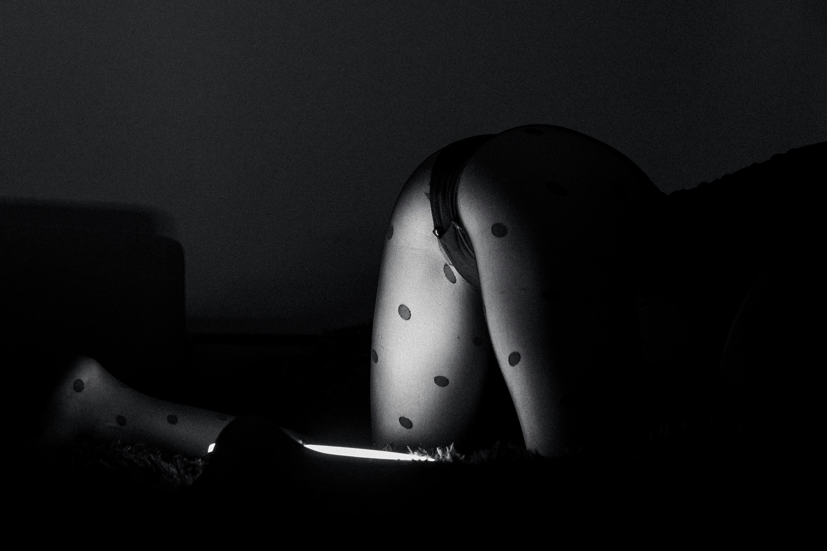 Dramatic shadow play black and white boudoir